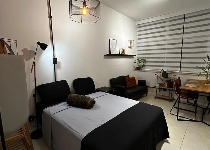 Loft com área de trabalho isolado - Centro do Rio de Janeiro Apartamento